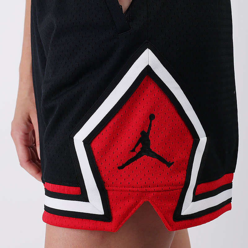 Женские шорты Jordan Essential Diamond Short (DD0287-010)  - цена, описание, фото 3